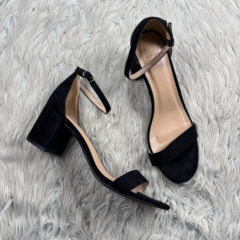 A New Day Women's 11 Black Faux Suede Ankle Strap Pump Sandal Minimalist Twee